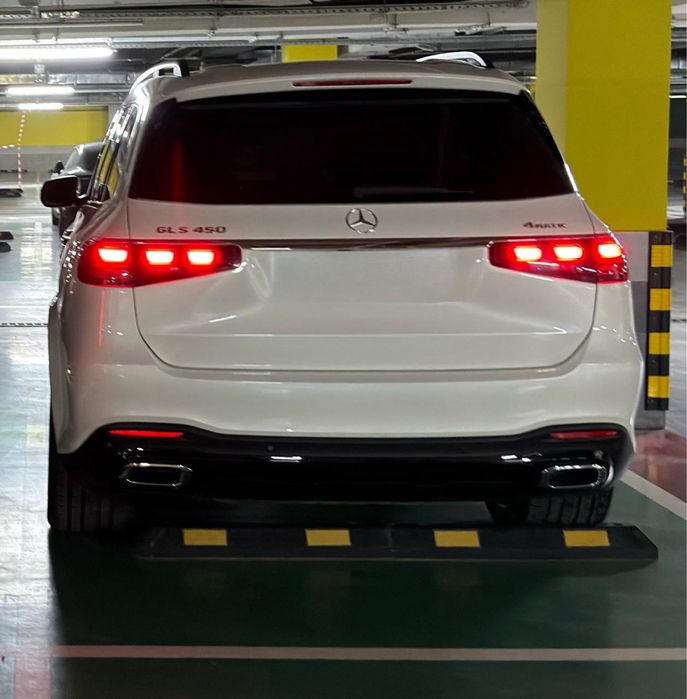 Mercedes-Benz GLS 450 год 2024