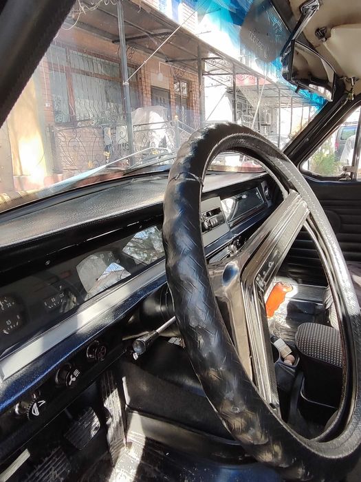 Автомобиль ГАЗ24