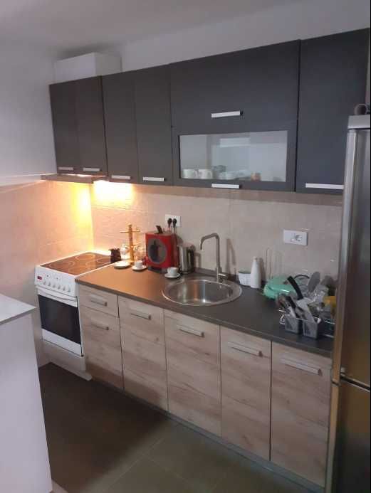 Дава се под наем Двустаен апартамент в Пловдив, Въстанически - 56 кв.м за 335 € - Снимка #2