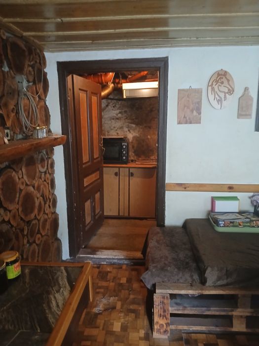 Продавам къща  в село Горно Изворово