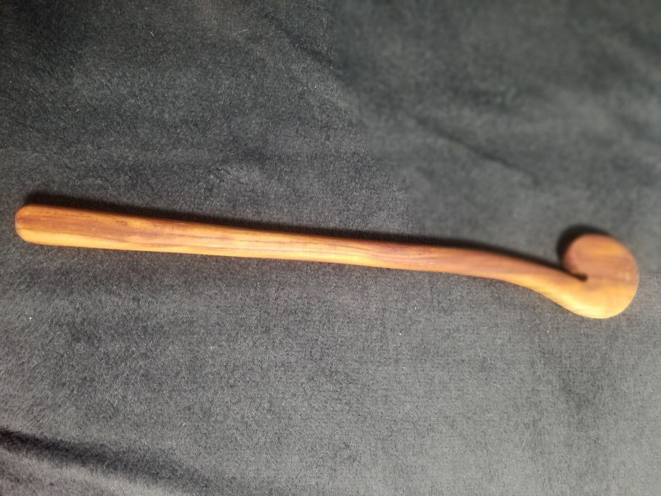 Кияк, палка за тъпан.
L= 32 см.