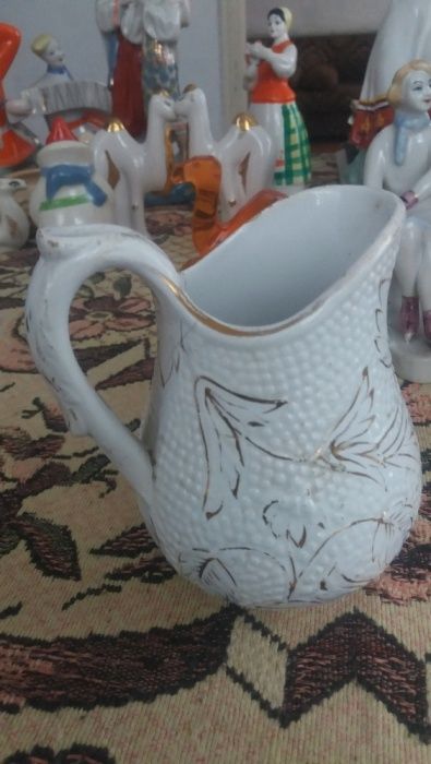 антиквариат статуэтки молочник
