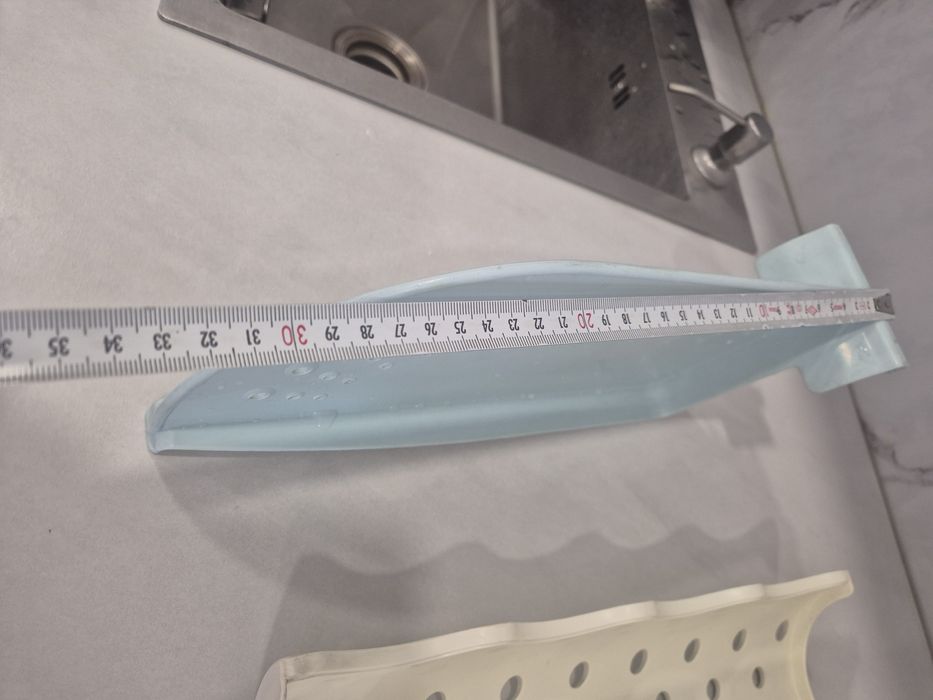 Бутылочница и разделитель в холодильник