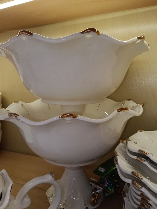 Продам сервиз набор