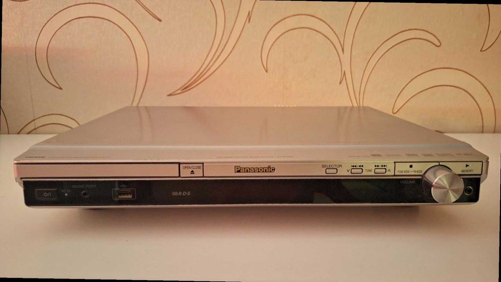 55" Smart комплект: TV Panasonic TX-L55ET60E + Google Chromecast 3 + 5.1 Домашно кино Panasonic