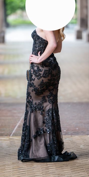 Бална / абитуриентска рокля