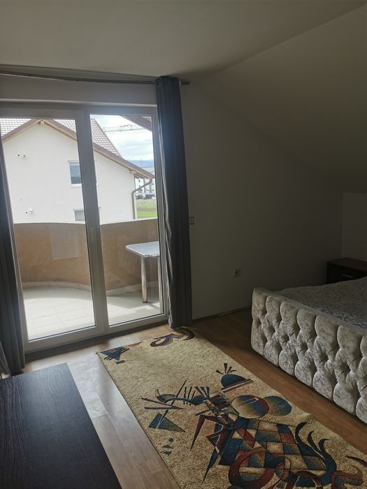 Apartament de închiriat