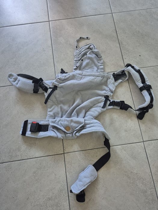 Раница за бебеносене