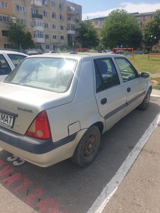 Dacia solenza     .