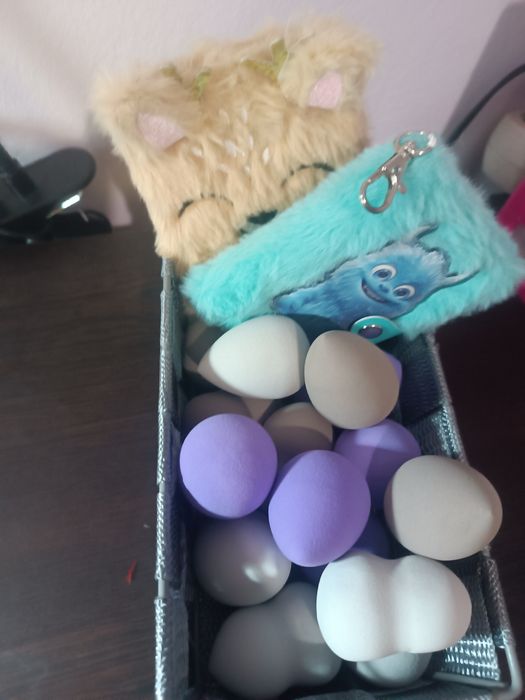 лъжички с изненади