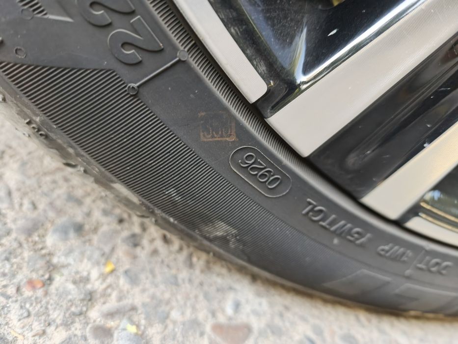 225 45 R19 shina probeg 2000km