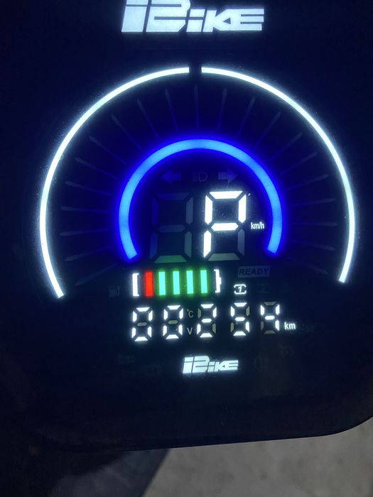 Bonvi scooter sotiladi srochna