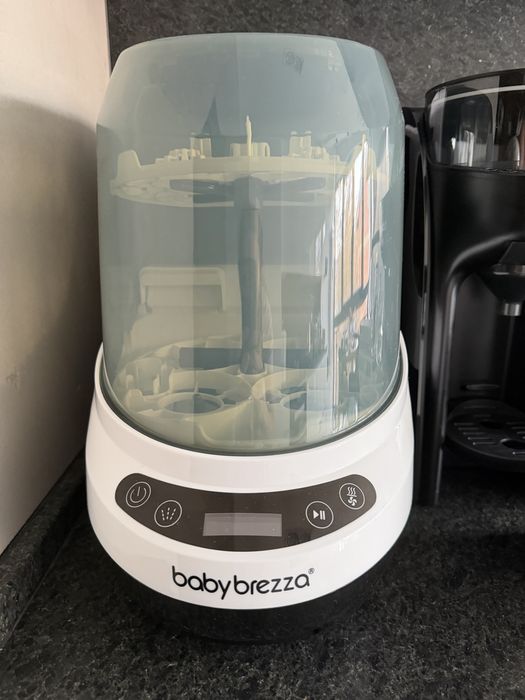 Машина за миене, стерилизиране и подсушаване Baby brezza