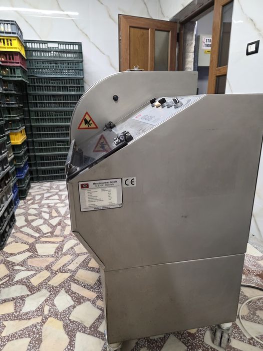 Masina feliat pâine