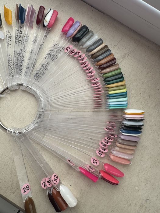 Гел лакове. 32 броя