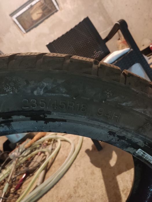Зимний балон 235/45/18