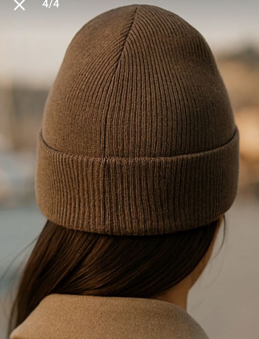 Луксозни дамски шапки