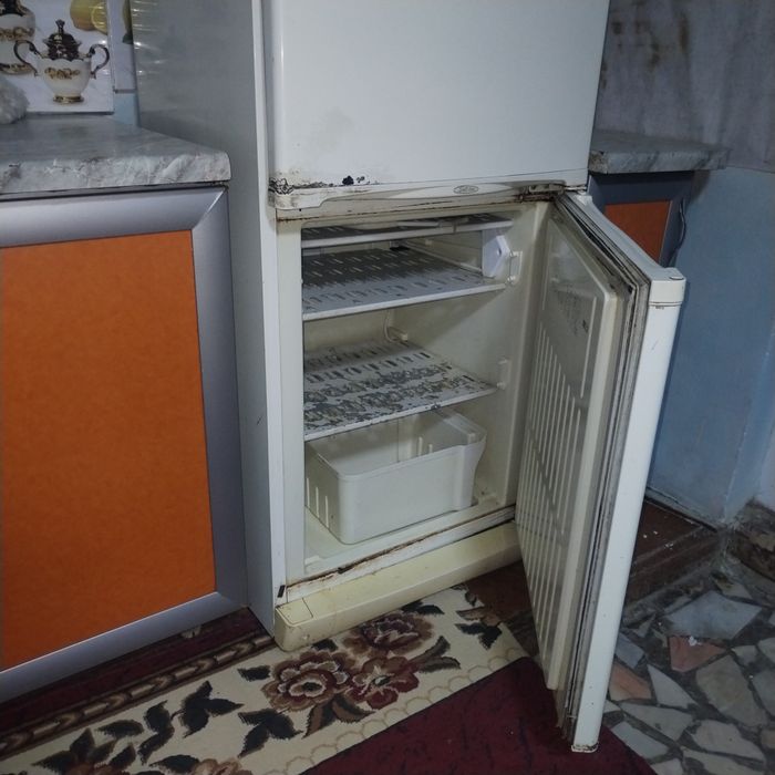Eski lekin ishlaydigan xolodelniklar
