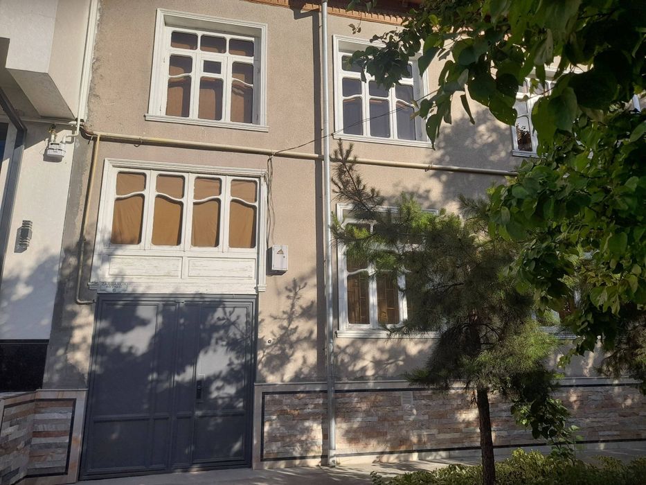 Fayzli va barakali honadon sotiladi 6sotik.Manzil algoritm sayqal kafe