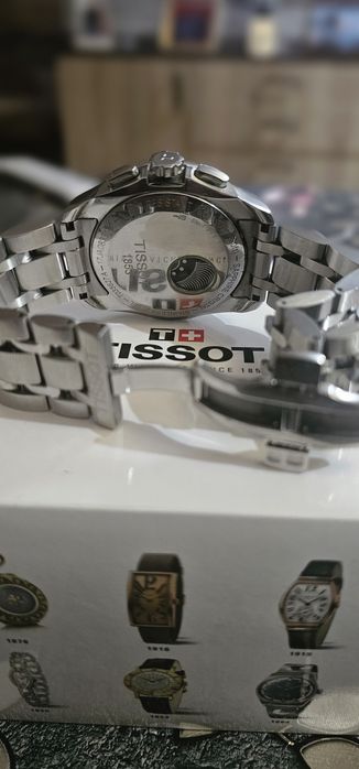 Часовник TISSOT 1853
