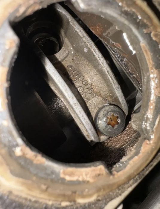 Продам двигатель м104