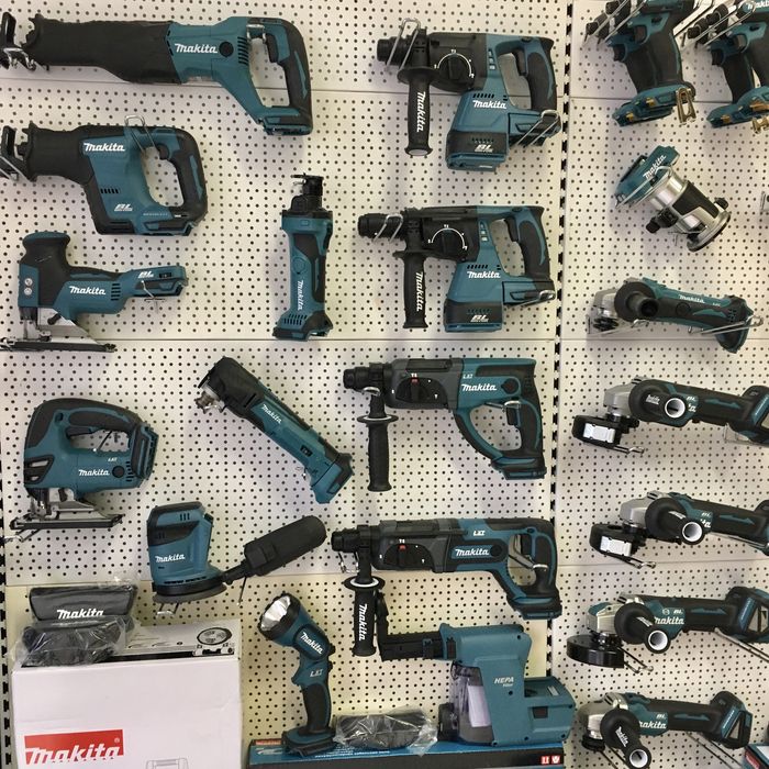 Винтоверт за Гипсокартон Makita DFS452Z 18V