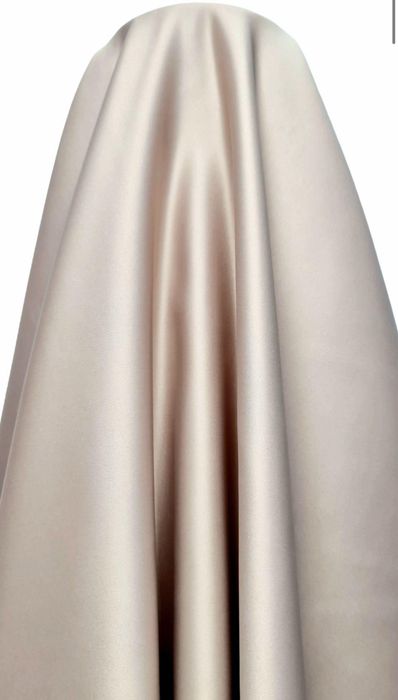 Materiale textile Dantela, organza sidefata si tafta rigida bej