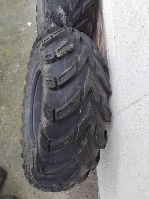 Vînd set roți cf moto noi