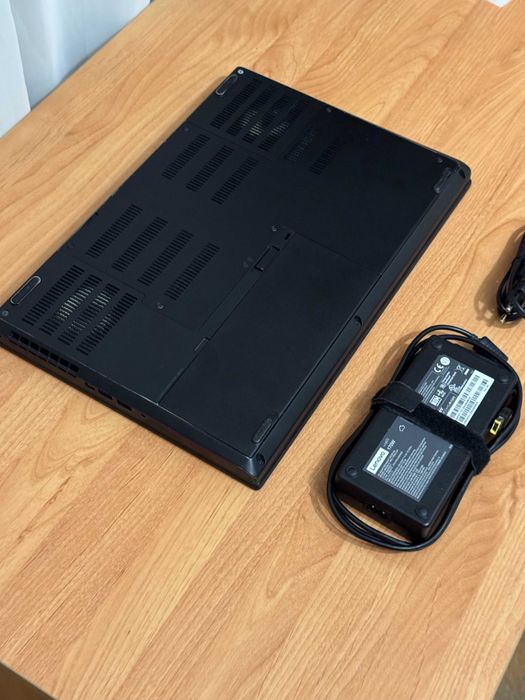 Lenovo ThinkPad P52 Workstation Intel i7 32GB Ram Nvidia Quadro