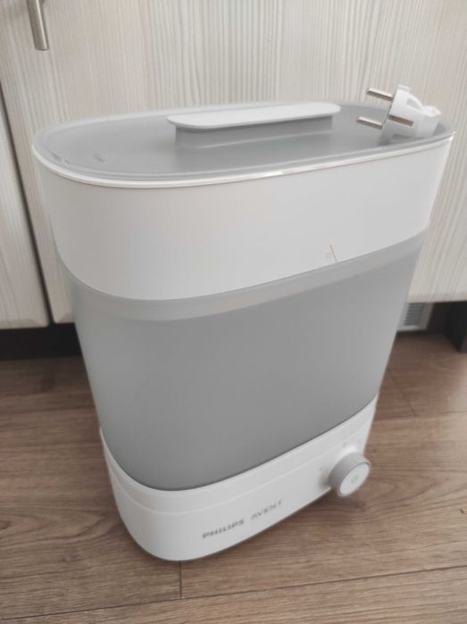 Продавам Philips Avent Premium SCF293/00 стерилизатор и сушилня