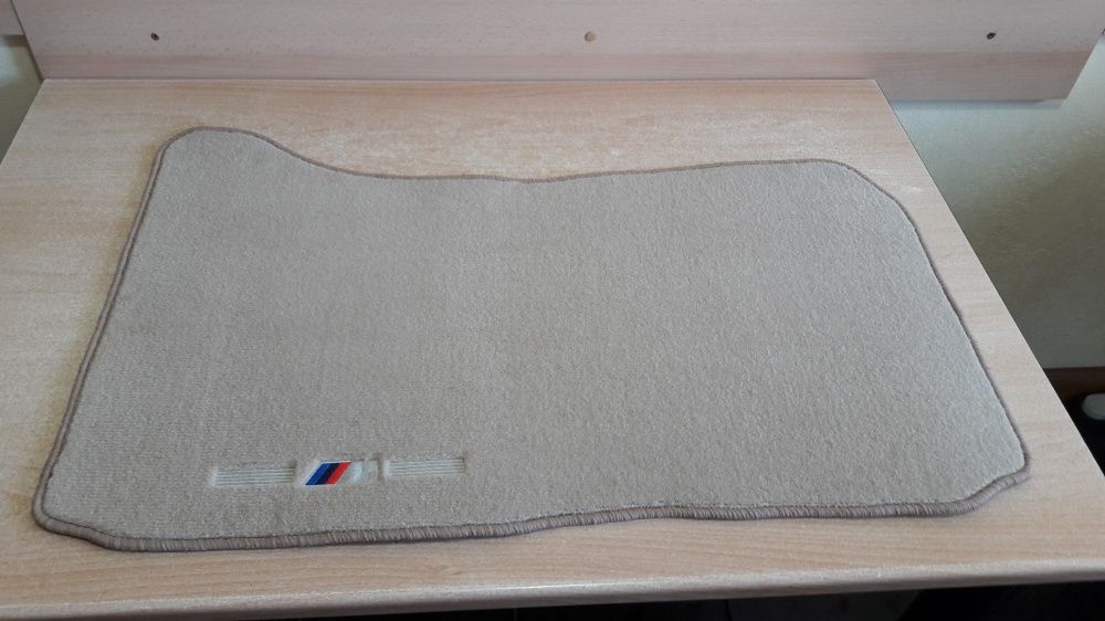 Covorase auto dedicate BMW seria 7 ( F 01 ) ///M