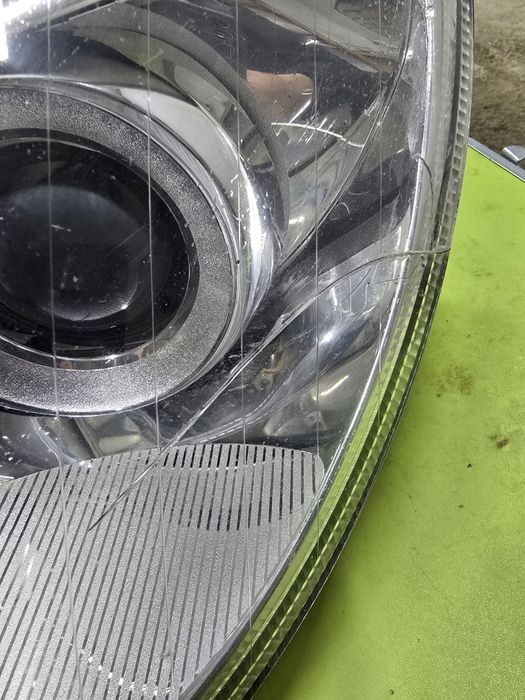 Фара на мерседес W211