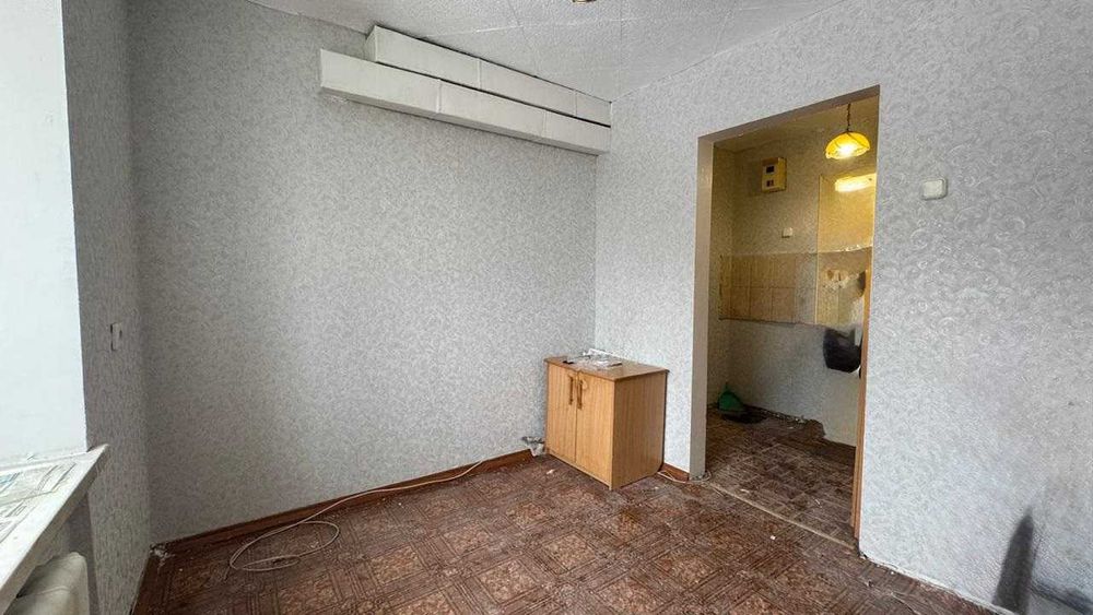 Продам малосемейку центр