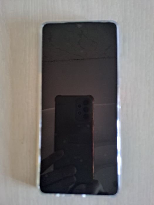 Продам новый телефон