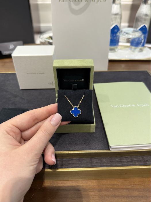 NEW Подвеска Van Cleef & Arpels Vintage Alhambra VCARP9SY00