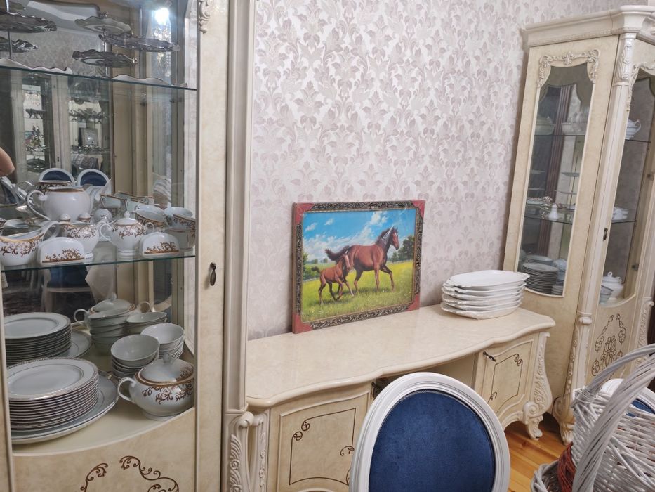 Продаётся б/у сервант стойка и ТВ тумба