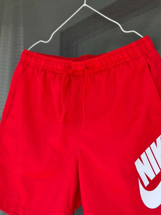 Мъжки къси панталони Nike - размер S, Отлично състояние