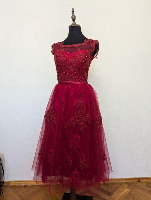 Продам вечернее платье. Новое