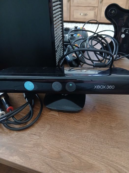 Xbox360 S cu Kinect