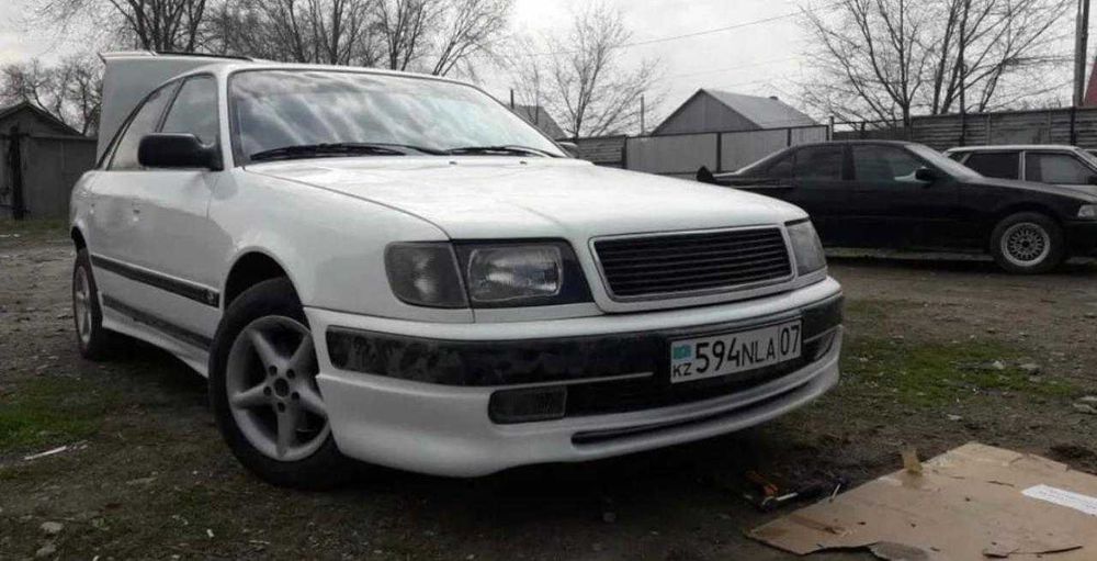 Накладки Zender на бампера и пороги Audi 100 C4 Губа на Ауди 100 С4
