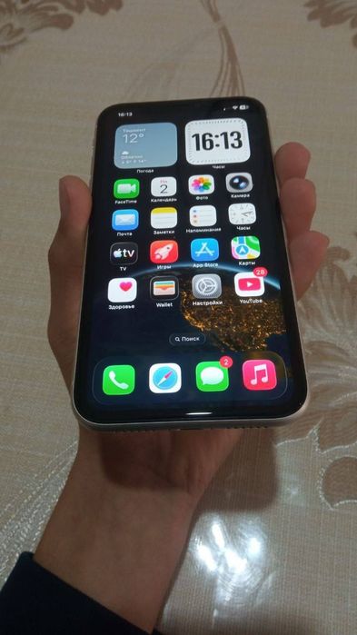 Iphone 11 sotiladi rangi oq