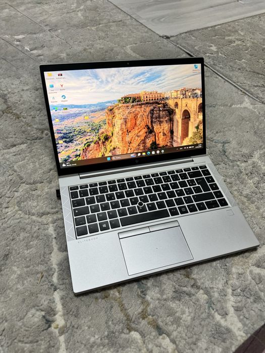 HP Elitebook notebook