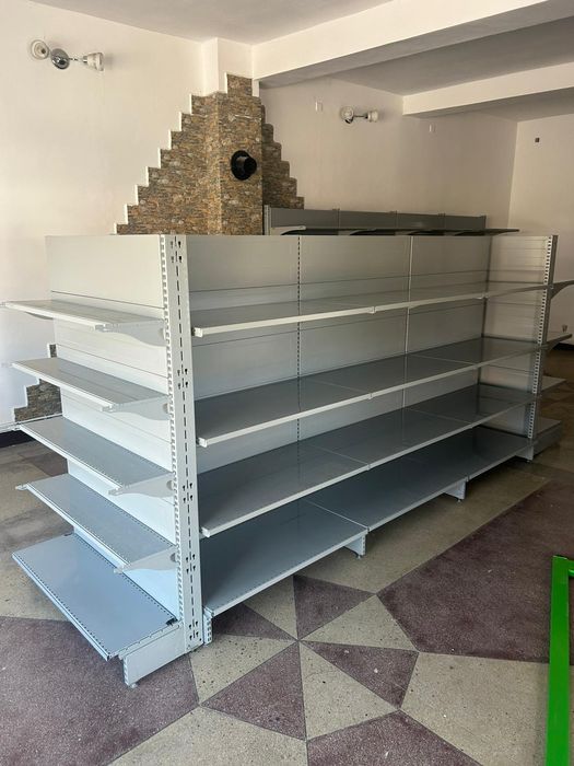 Rafturi pentru Spatii Comerciale