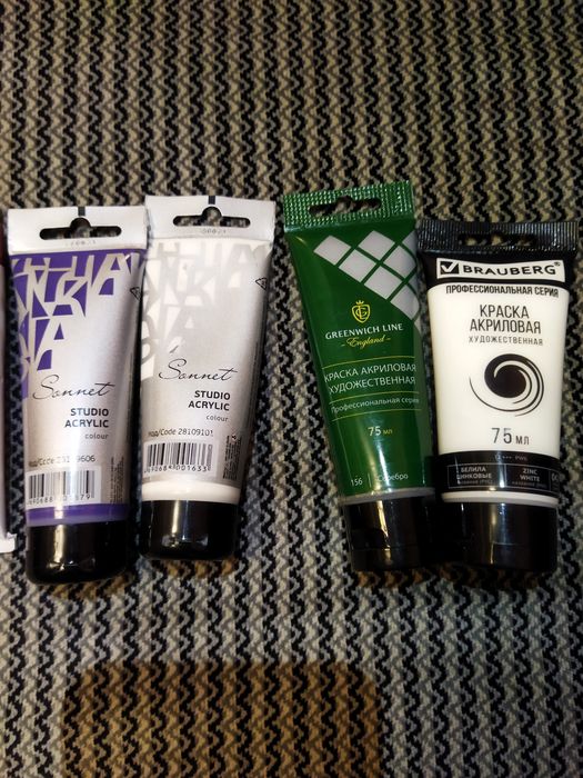 Краски акриловые