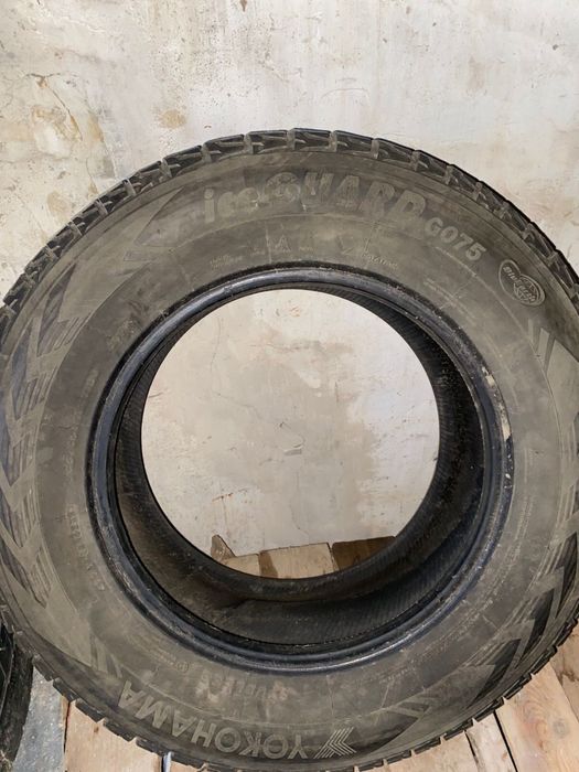 Продам шины липучка б/у
