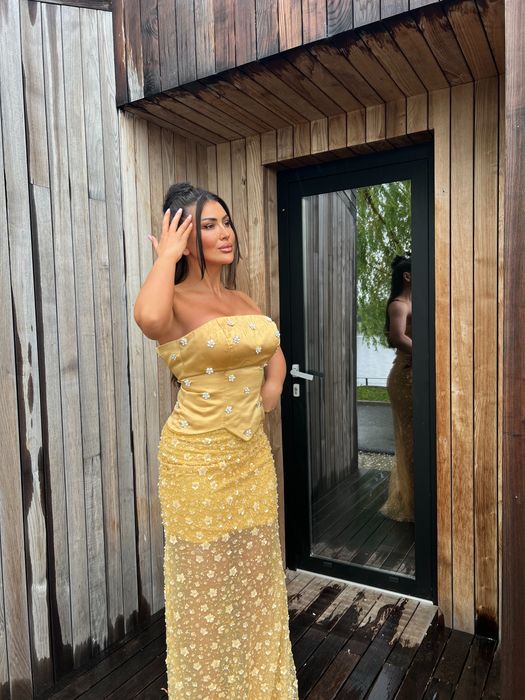 Rochie corset fusta aurii paiete