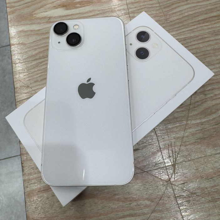 Продам iphone 13 128g