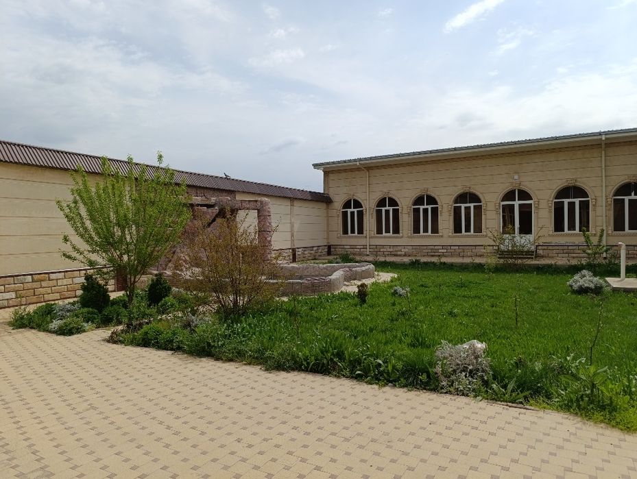 Кавали учкун куча 13 Чи Уй сотилади таййор ремонт 11 та хоналик