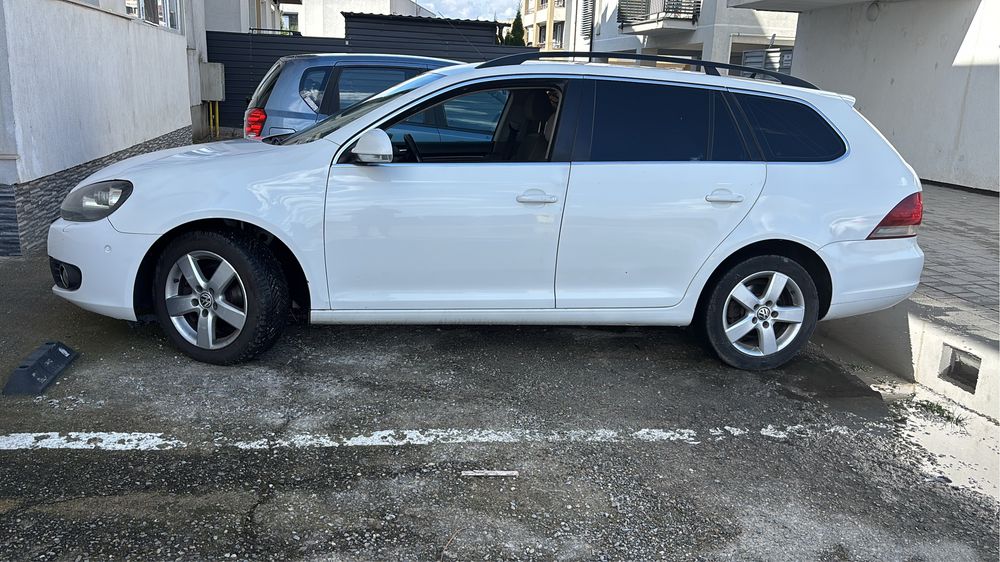 VOLKSWAGEN Golf 2010 — imagine 4
