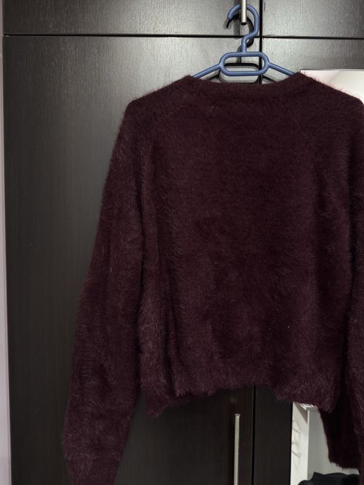 Мек пуловер в цвят бордо